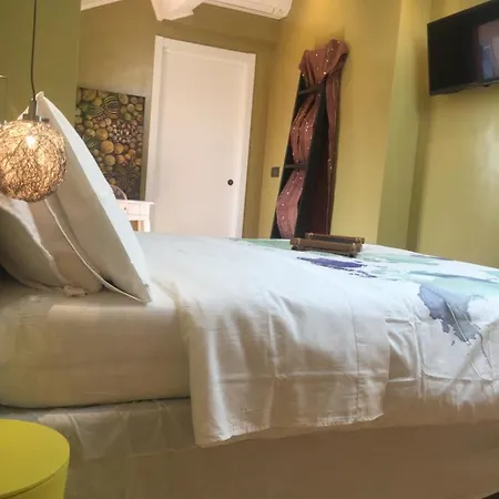 Alojamento de Acomodação e Pequeno-almoço Via Roma 41 Ventimiglia