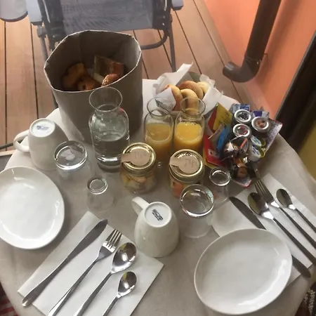 Via Roma 41 Couette-café