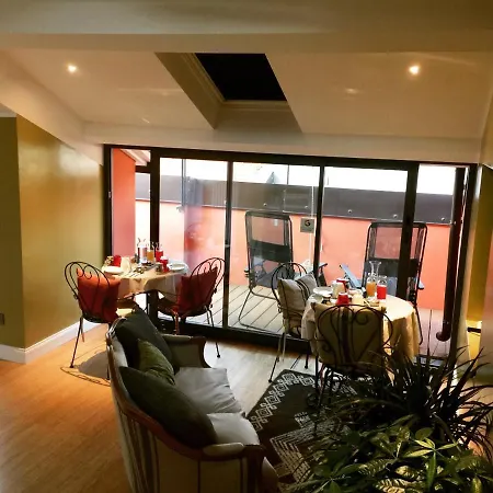 Alojamento de Acomodação e Pequeno-almoço Via Roma 41 3*